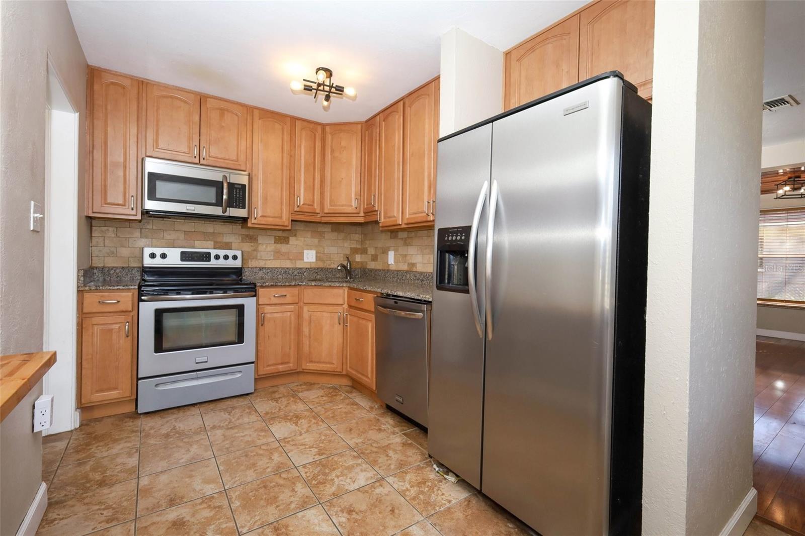 COLONIAL ACRES - Residential