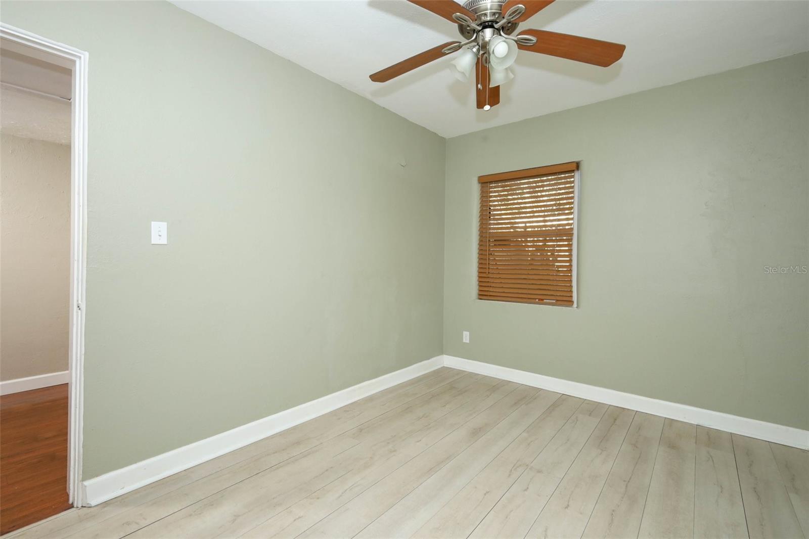 COLONIAL ACRES - Residential