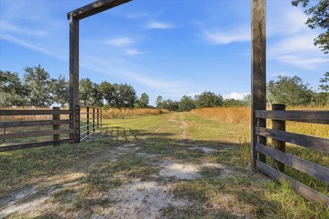 Photo of 0 E State Road 60, Lake Wales, FL 33898 (MLS # P4937652)