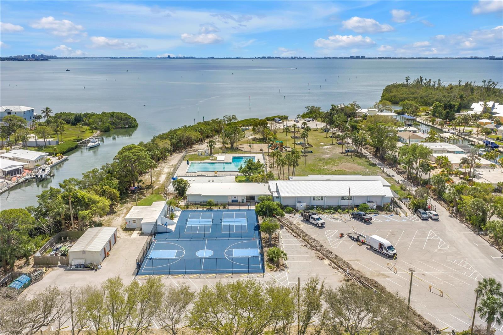 BAYSHORE GARDENS SEC 35 - Residential