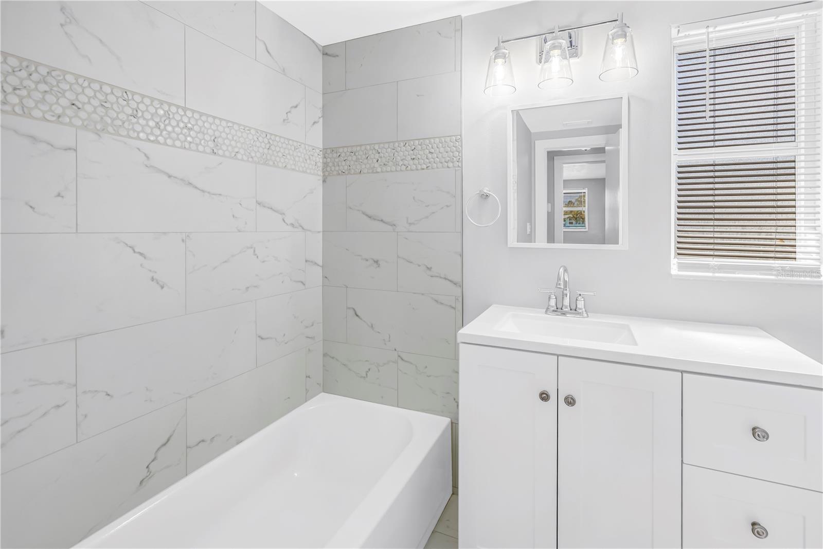 BAYSHORE GARDENS SEC 35 - Residential