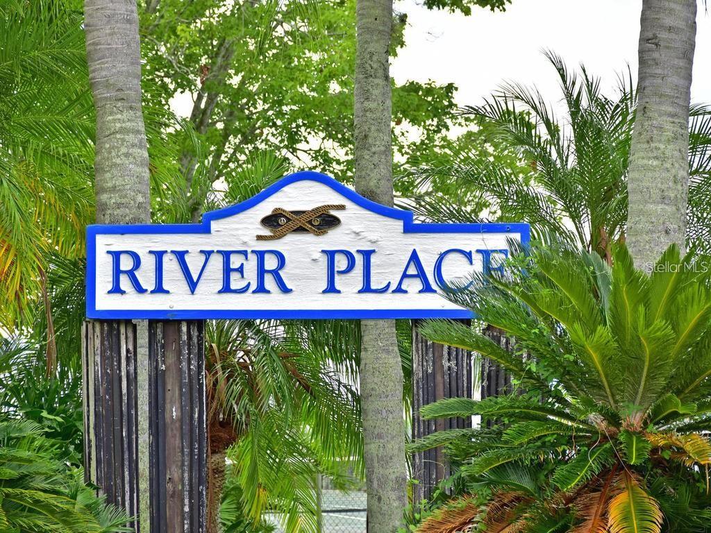 RIVER PLACE - Residential