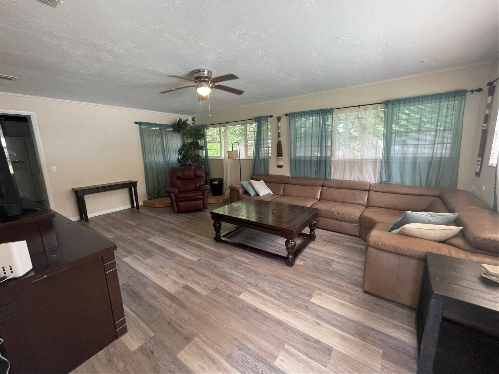VOGT SPGS DEV - Residential Lease