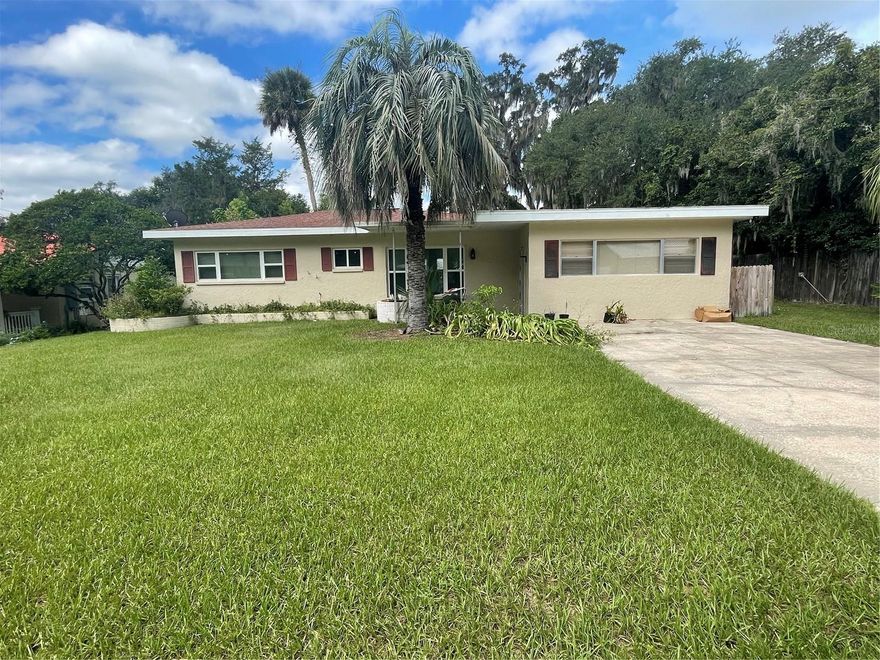 Make your move simple with this beautifully maintained 3-bedroom, 2-bathroom home at 11636 Osceola Road.

This home is offered with two rental options to fit your needs — $2,100/month fully furnished for a simple move-in experience, or $1,850/month unfurnished if you prefer to bring your own furniture and style.

The backyard includes two storage sheds and a partially fenced yard (fenced on three sides), adding both convenience and functionality.

Located in Dunnellon, the property offers easy access to the Rainbow River, local parks, shopping, and dining — all while being tucked into a quiet residential setting.

Key Features:

3 Bedrooms / 2 Bathrooms

Furnished Option Available – $2,100/month furnished or $1,850/month unfurnished

Two Backyard Storage Sheds

Yard Fenced on 3 Sides

Convenient Dunnellon Location Near Recreation, Shopping, and Dining

Move-In Costs:

Rent: $1,850 or $2,100/month (depending on furnished option)

Security Deposit: Equal to One Month’s Rent

Lease Administrative Fee: $250 (nonrefundable, due within 3 business days of application approval)

?? Fraud Warning
Coldwell Banker Ellison/Riverland Realty does not ask potential residents to wire funds. If you suspect one of our properties is being listed fraudulently, please email us.

Our main office is located in Ocala, Florida at 2226 E Silver Springs Blvd. You can verify any rental listings by visiting our website.

Photos are for illustration purposes only, and some details may differ.