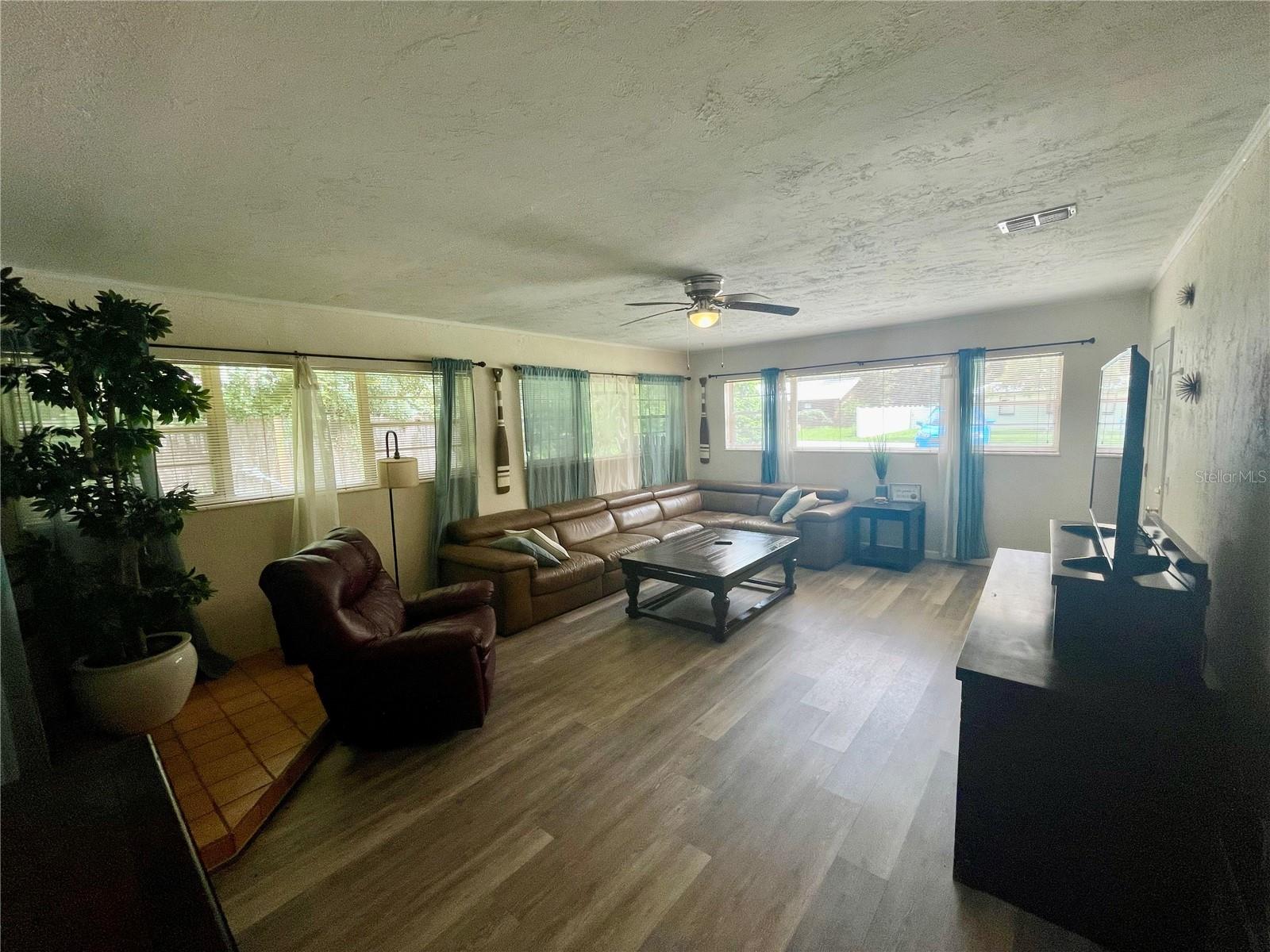VOGT SPGS DEV - Residential Lease