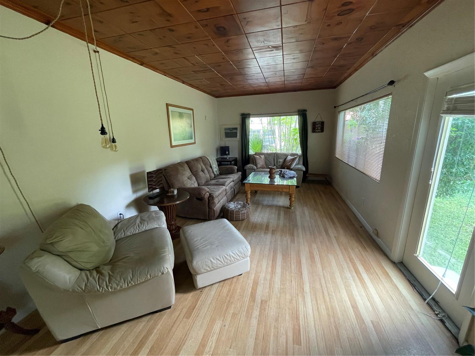 VOGT SPGS DEV - Residential Lease