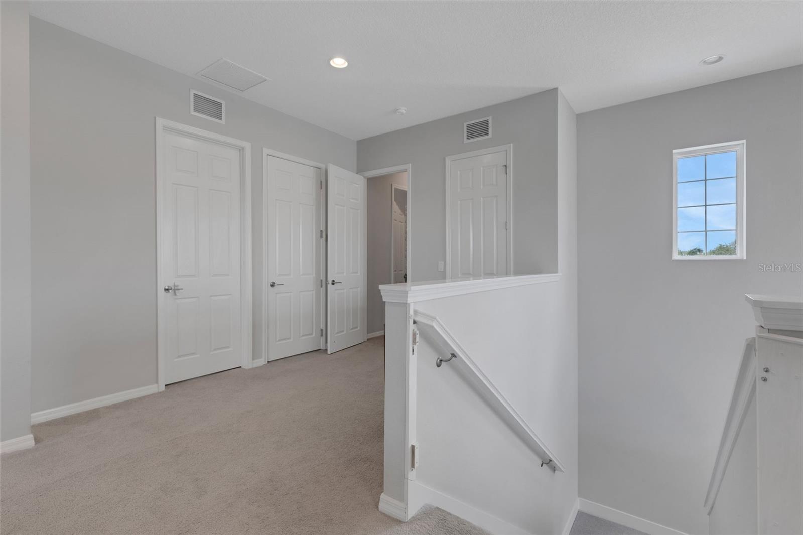 LEGENDS BAY - Residential