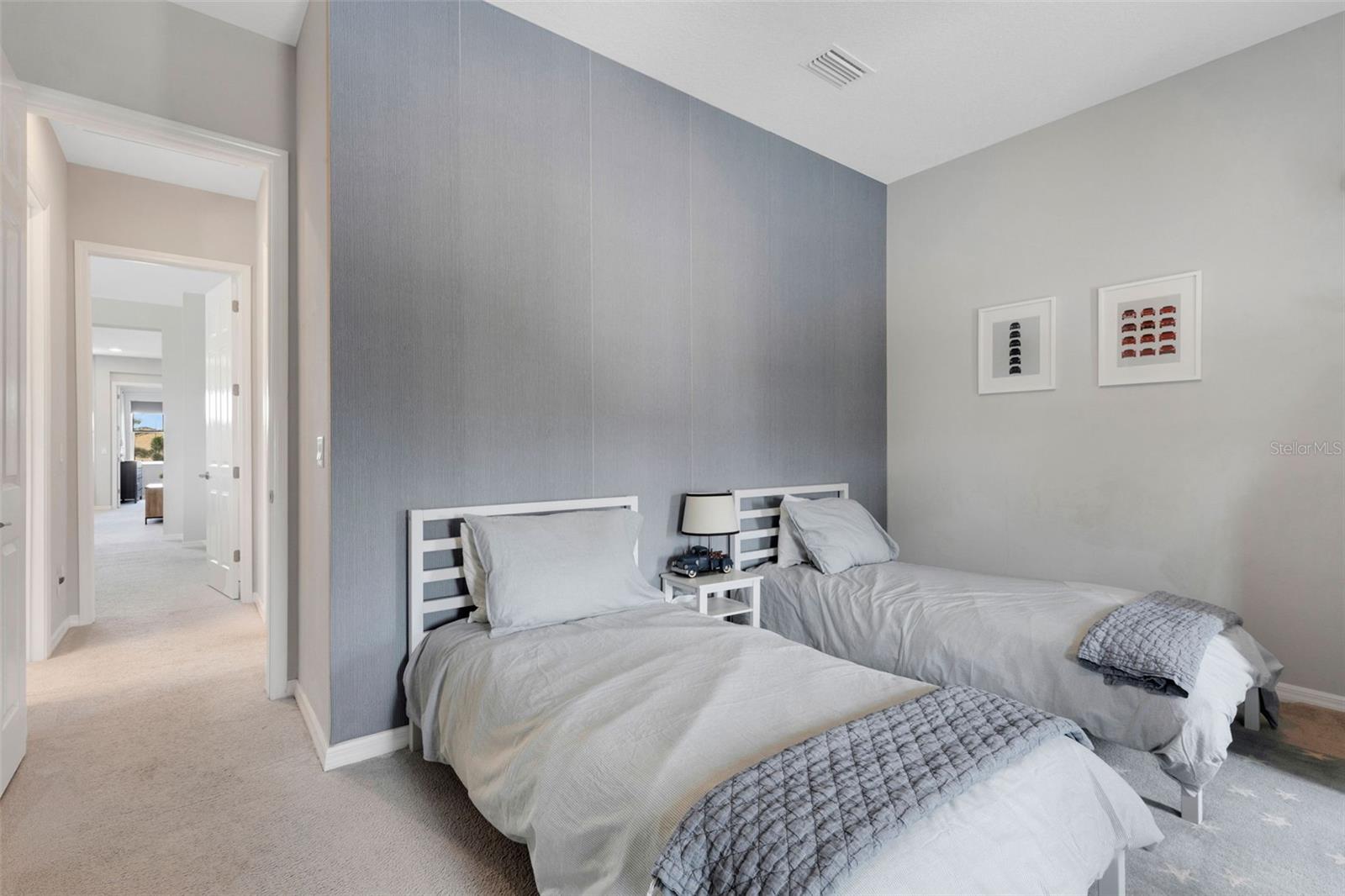 LEGENDS BAY - Residential