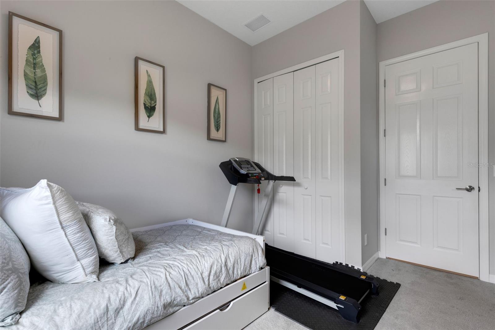 LEGENDS BAY - Residential