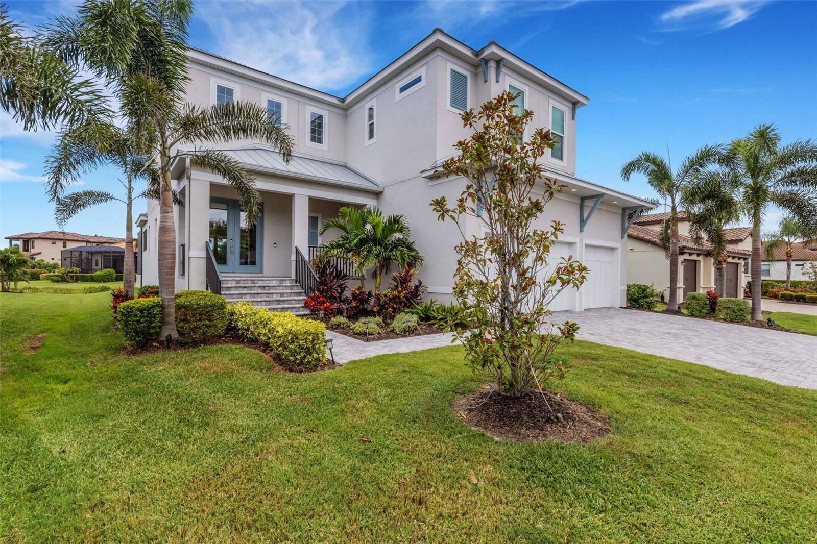 LEGENDS BAY - Residential