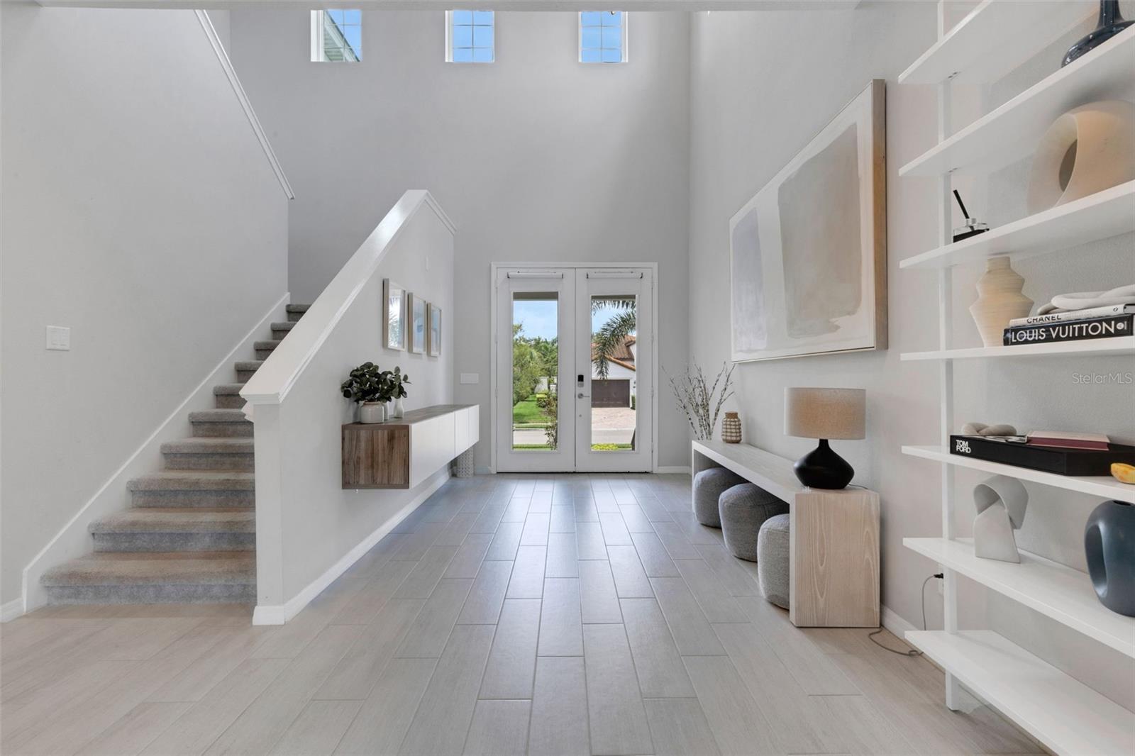 LEGENDS BAY - Residential