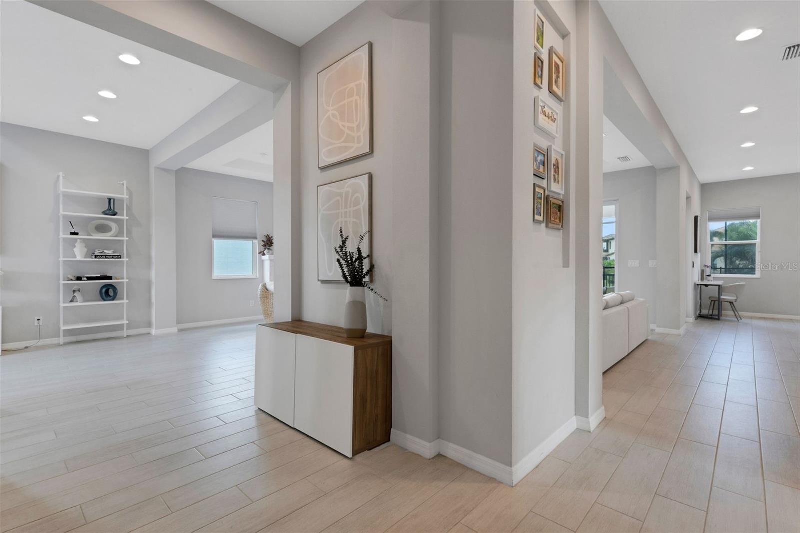 LEGENDS BAY - Residential