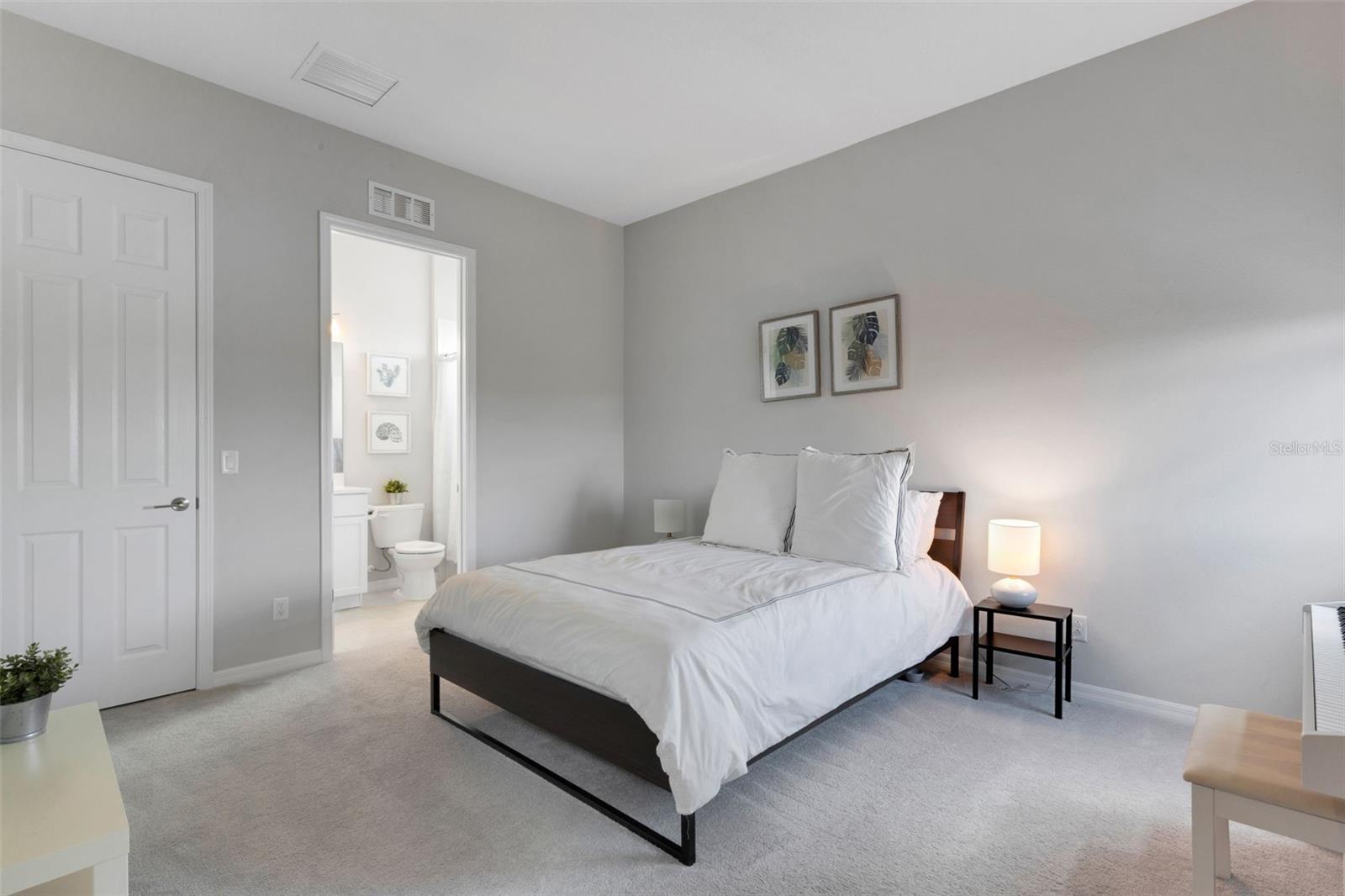 LEGENDS BAY - Residential