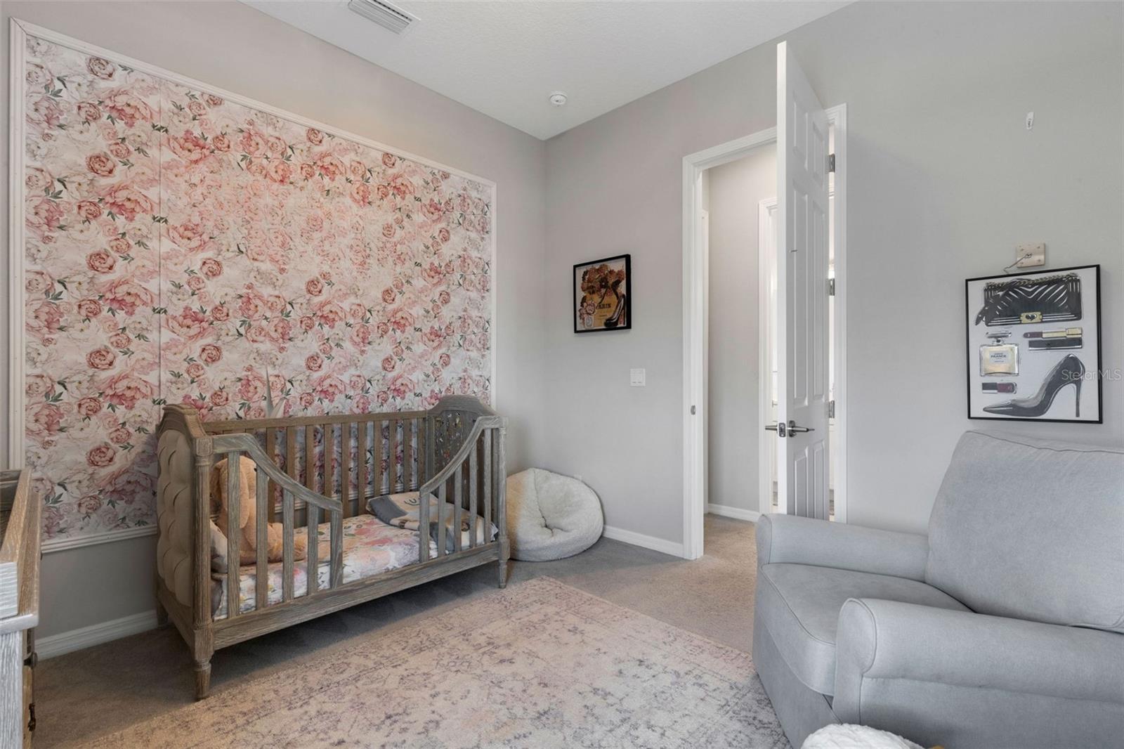 LEGENDS BAY - Residential