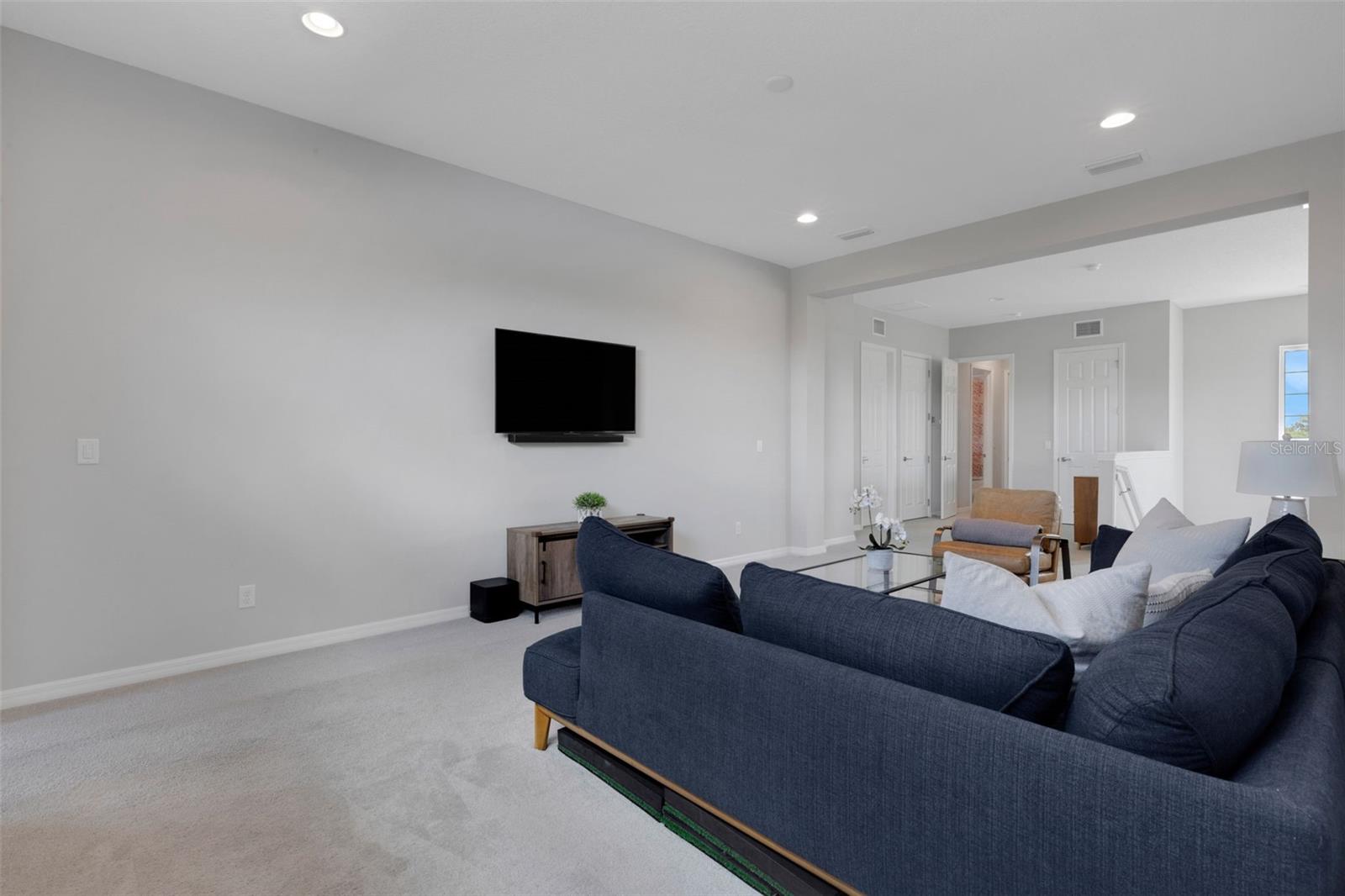 LEGENDS BAY - Residential