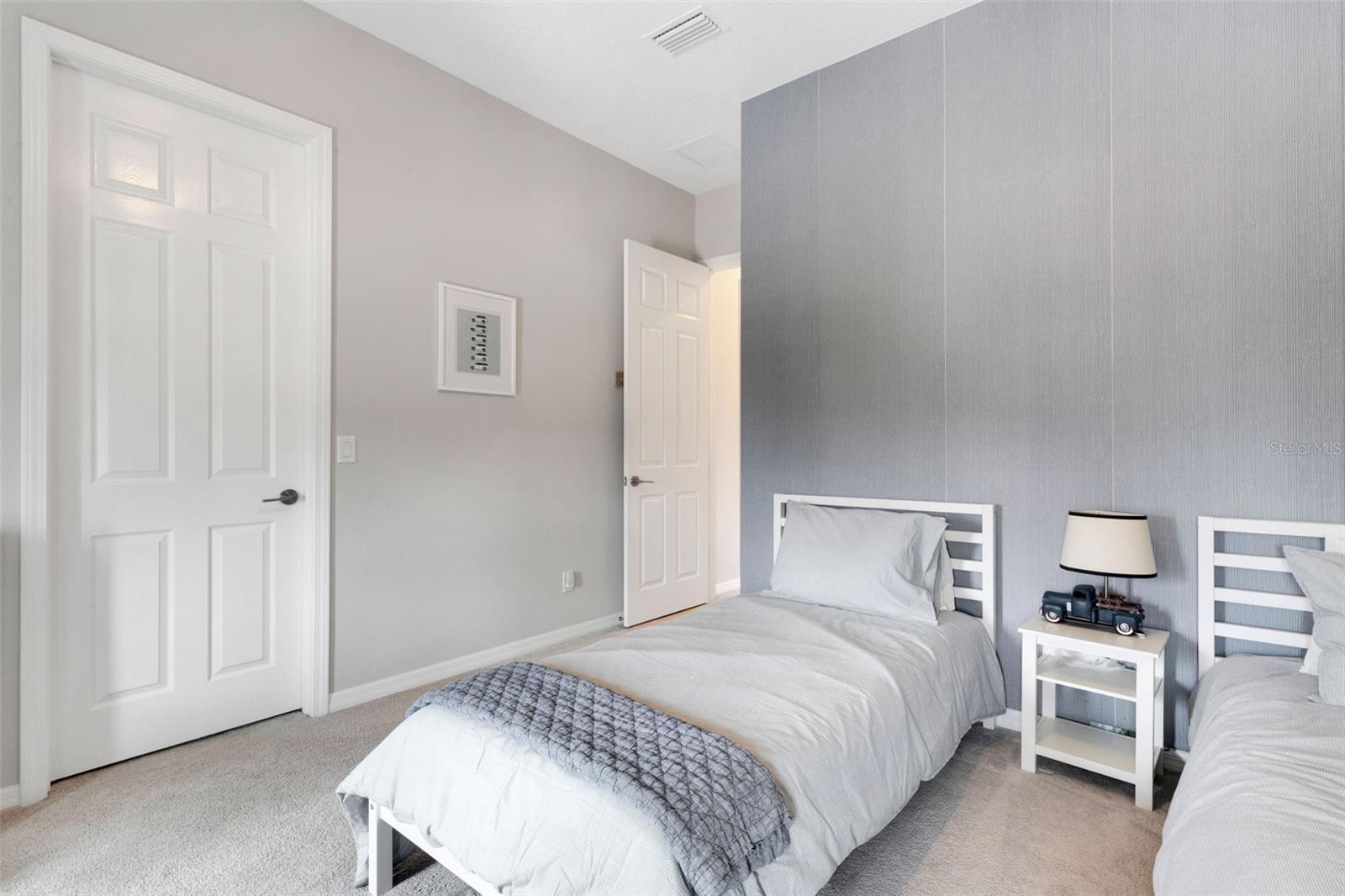 LEGENDS BAY - Residential