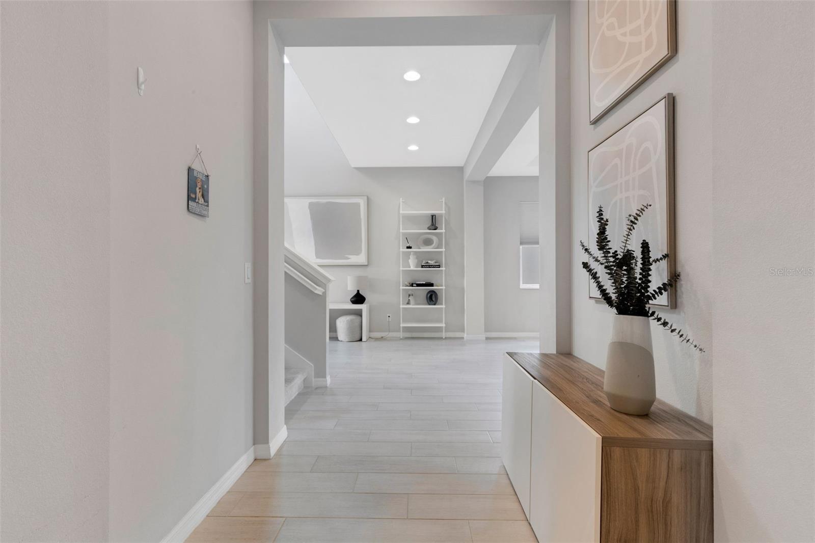 LEGENDS BAY - Residential