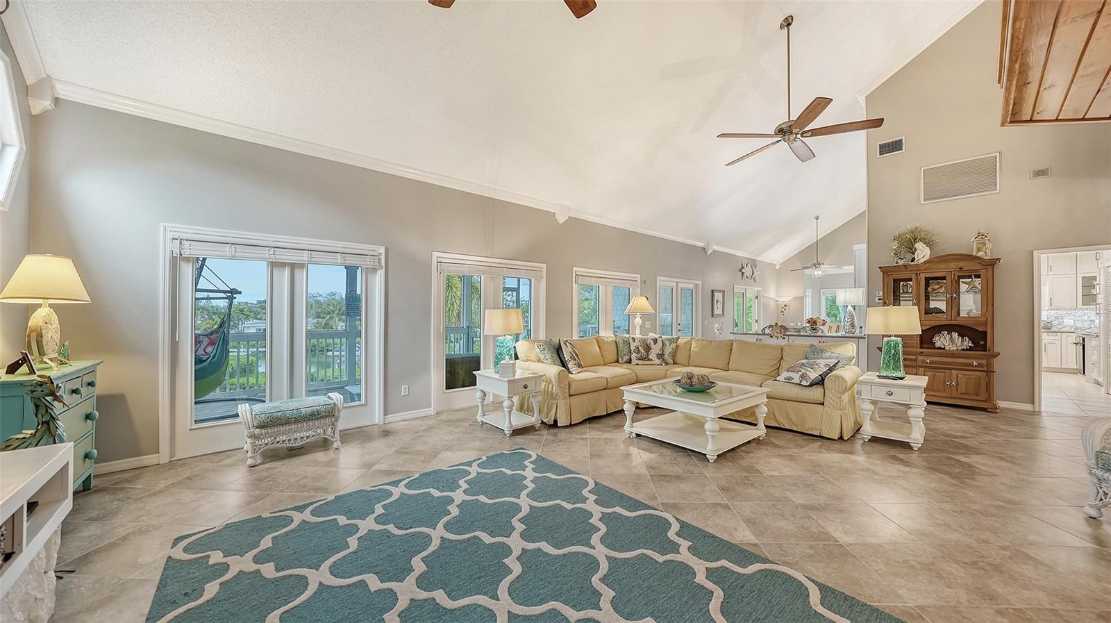 ANNA MARIA - Residential