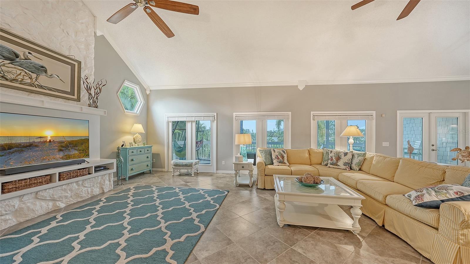 ANNA MARIA - Residential