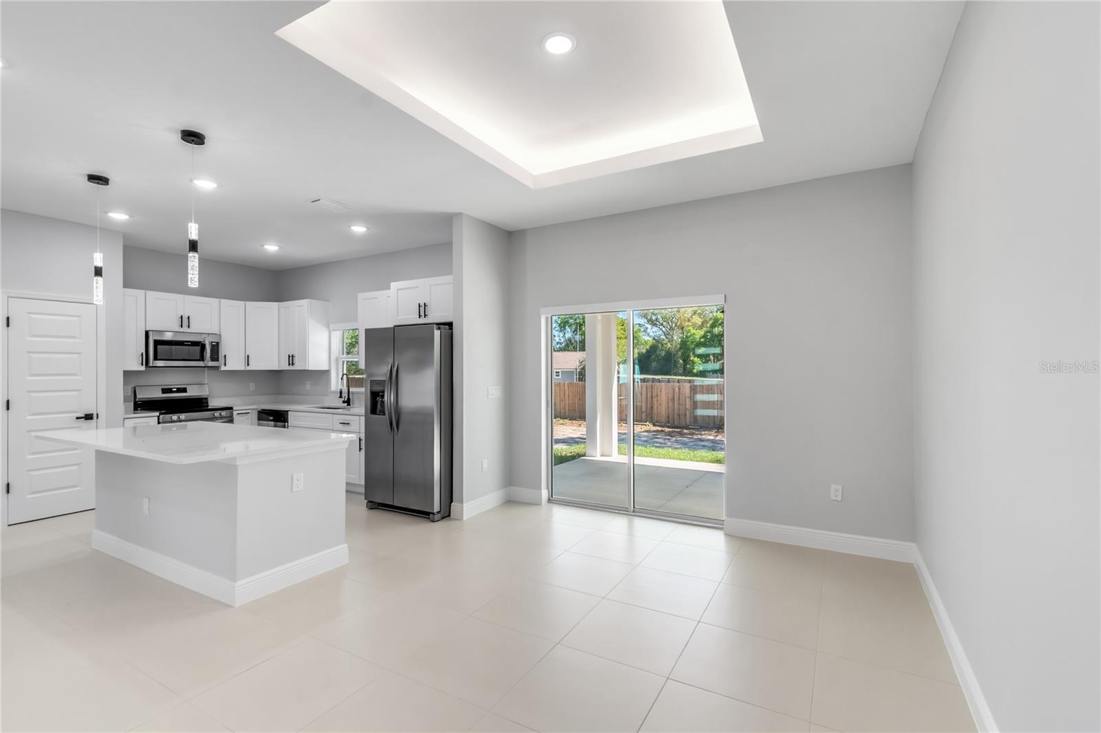 BELLEVIEW OAKS ESTATE - Residential