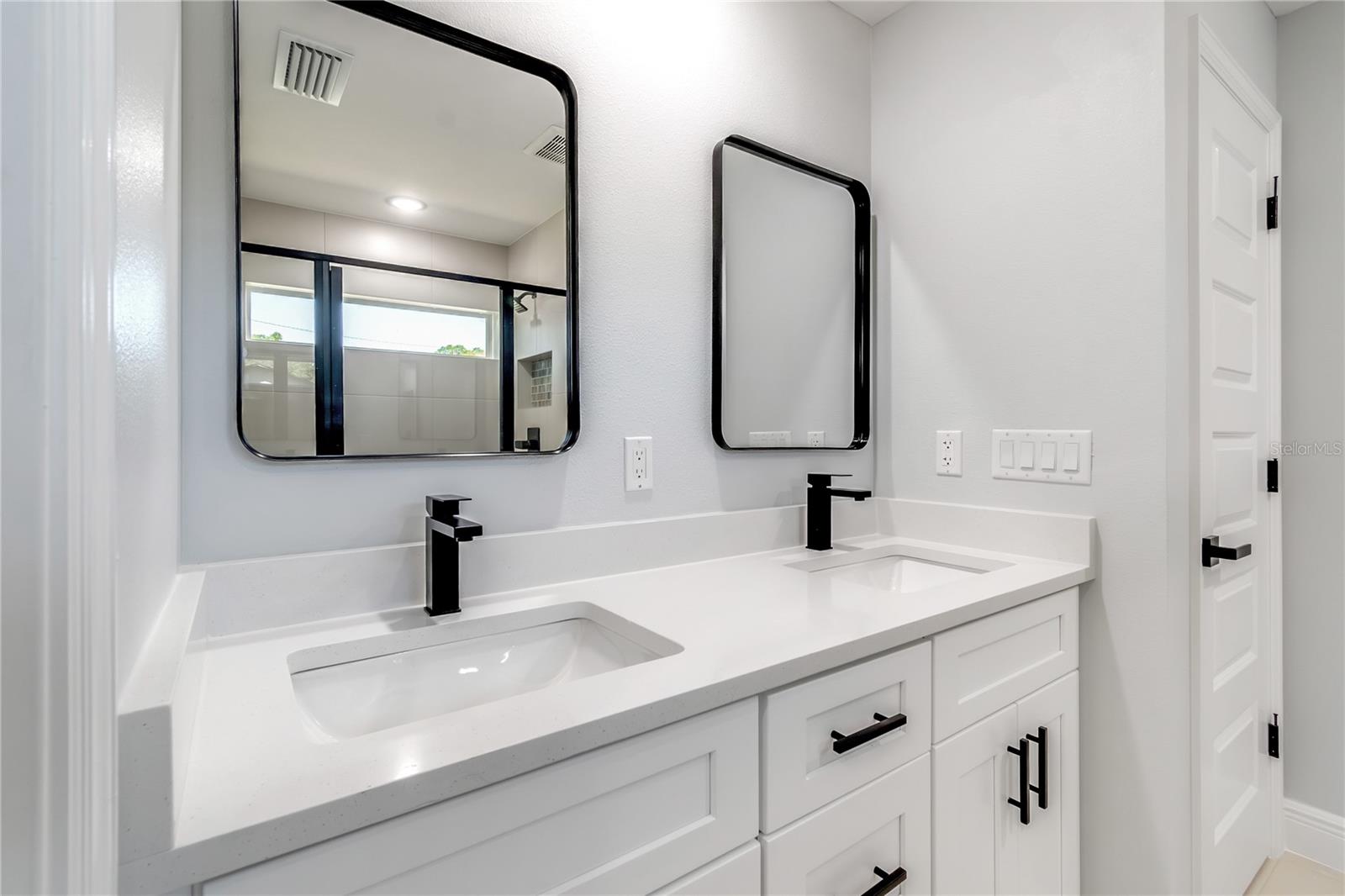 BELLEVIEW OAKS ESTATE - Residential