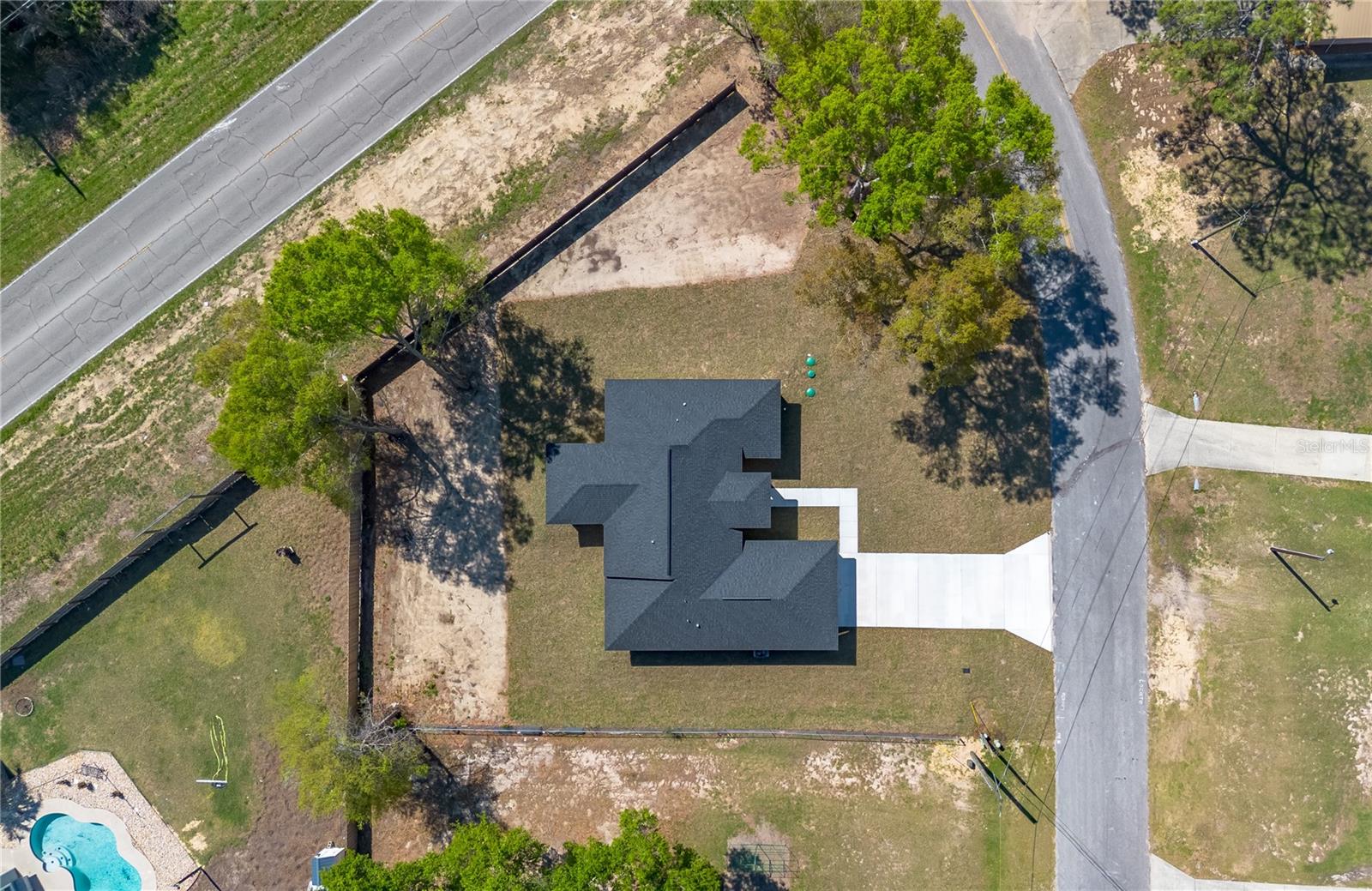 BELLEVIEW OAKS ESTATE - Residential