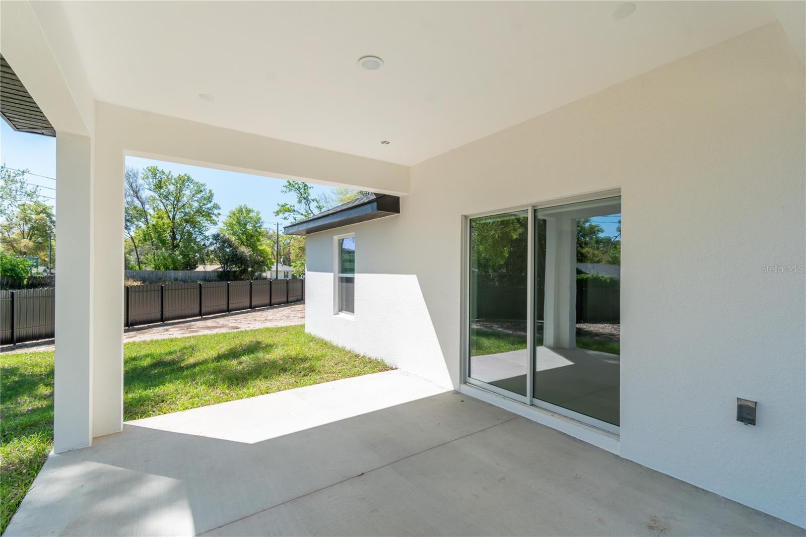 BELLEVIEW OAKS ESTATE - Residential