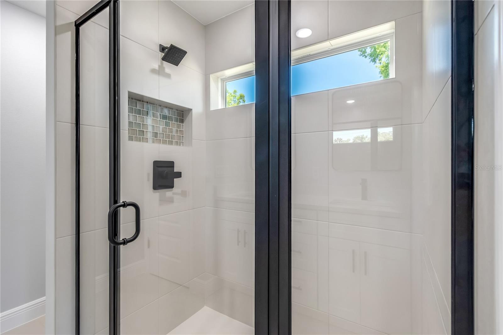 BELLEVIEW OAKS ESTATE - Residential