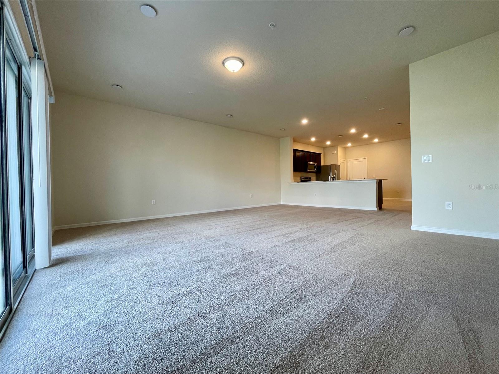 GRAYSON SQUARE - Residential Lease