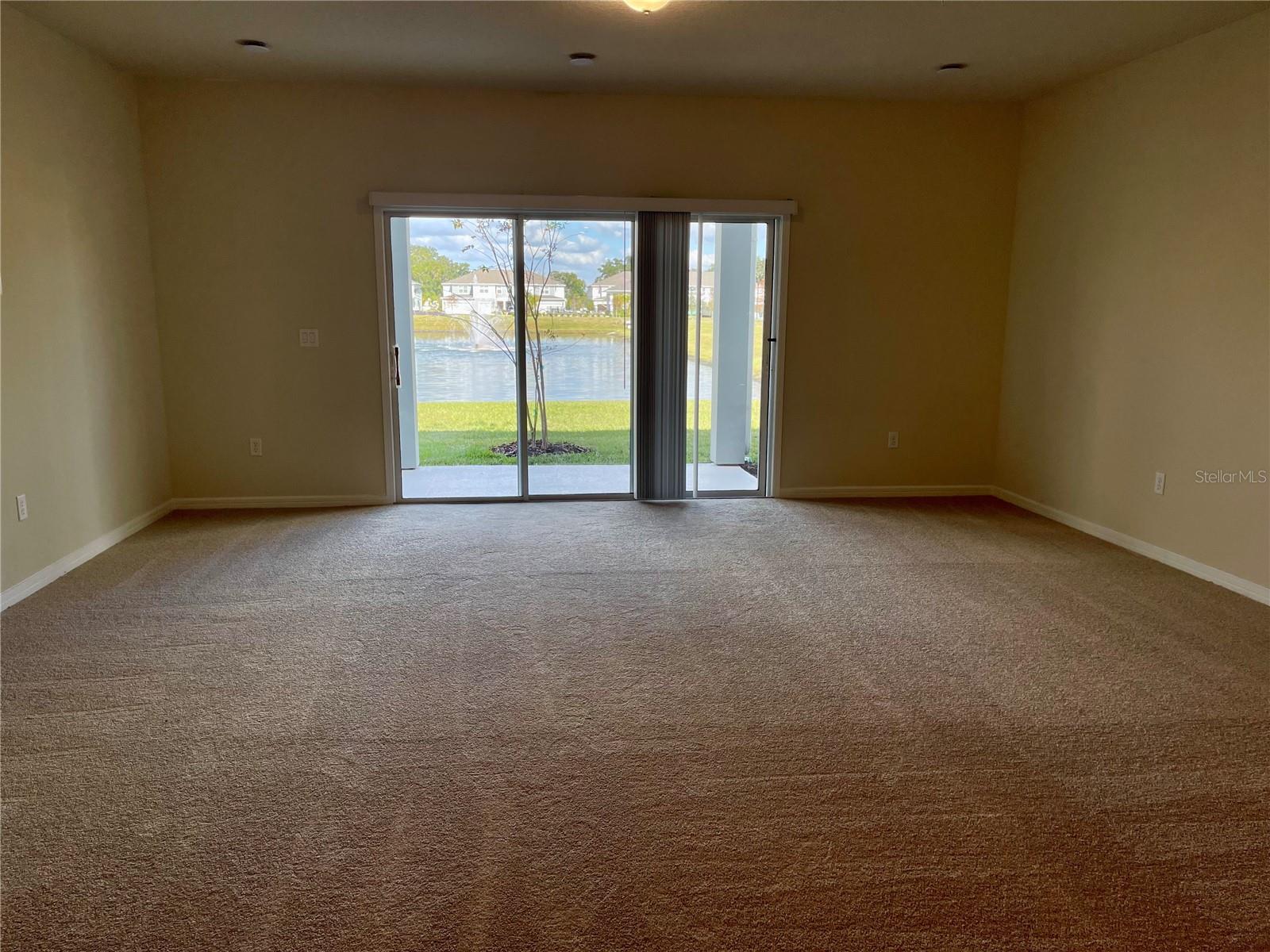 GRAYSON SQUARE - Residential Lease