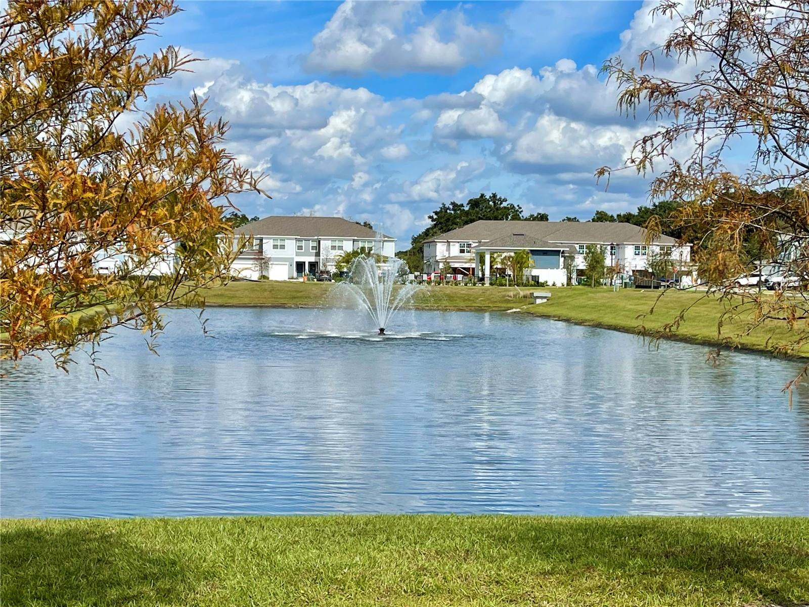 GRAYSON SQUARE - Residential Lease