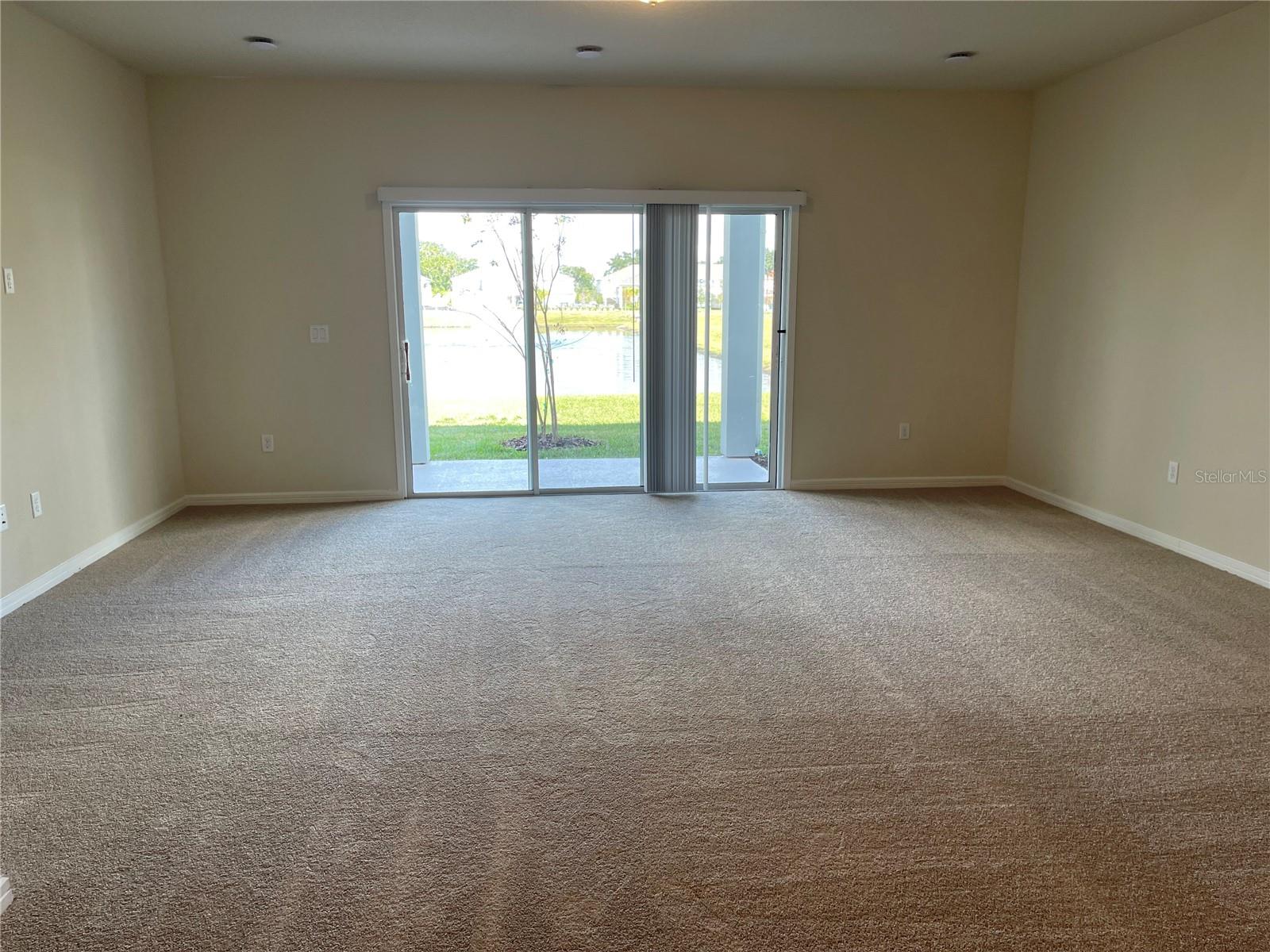 GRAYSON SQUARE - Residential Lease