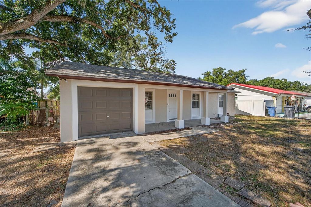 Photo of 1712 Village Court, Brandon, FL 33511 (MLS # TB8440347)