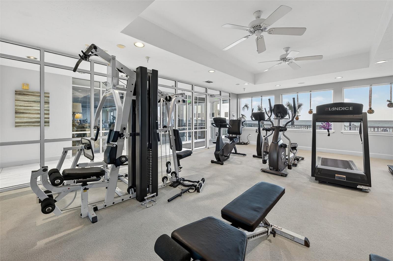 TOWERS GRANDE CONDO - Residential