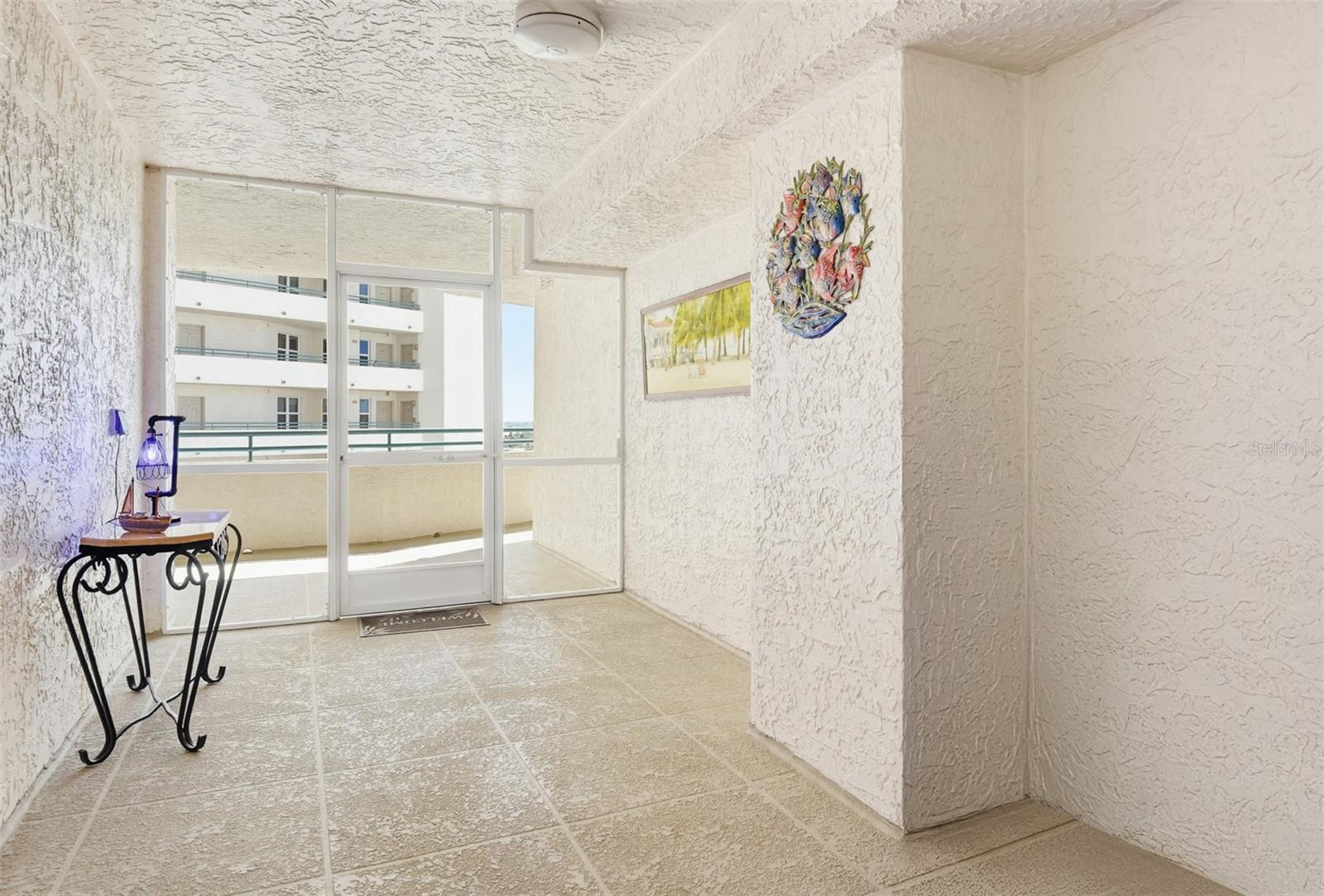 TOWERS GRANDE CONDO - Residential