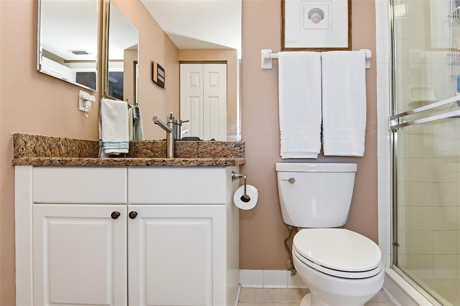 TOWERS GRANDE CONDO - Residential