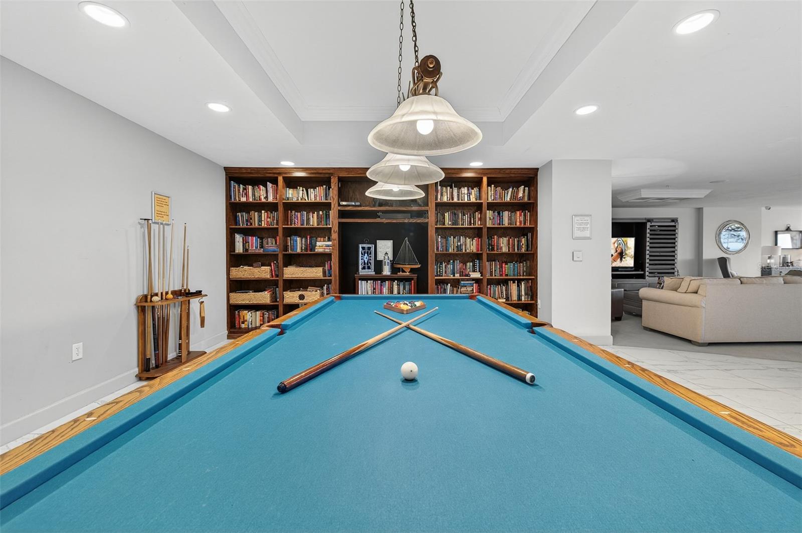 TOWERS GRANDE CONDO - Residential