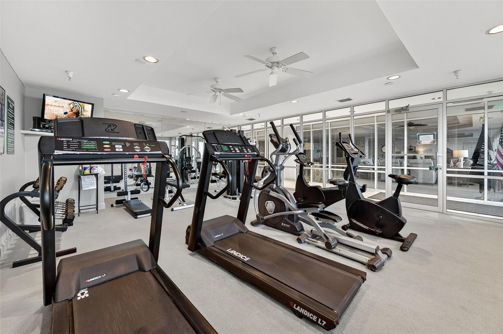 TOWERS GRANDE CONDO - Residential