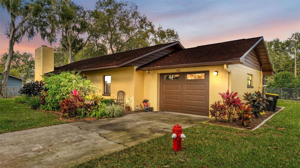 Photo of 102 Lake Lena Boulevard, Auburndale, FL 33823 (MLS # L4958959)