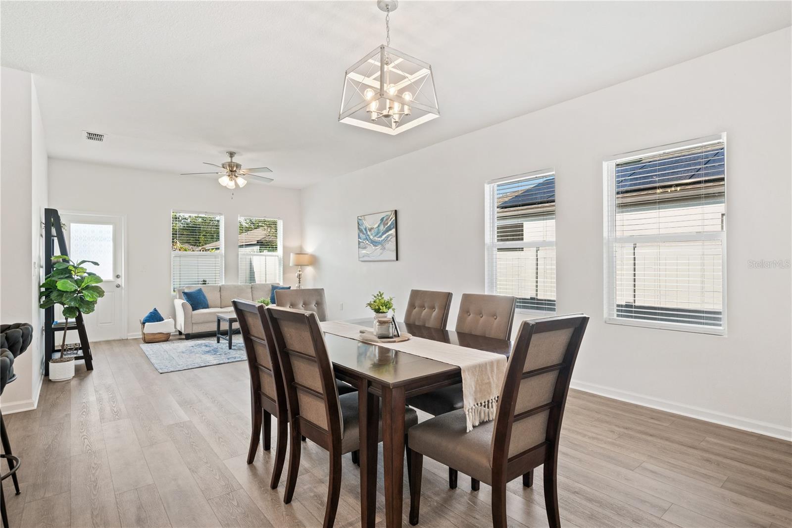 FERNANDA PLACE PH 1 - Residential