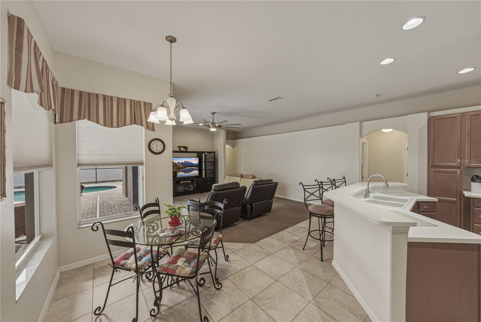 THOUSAND OAKS EAST PH 02 & 03 - Residential