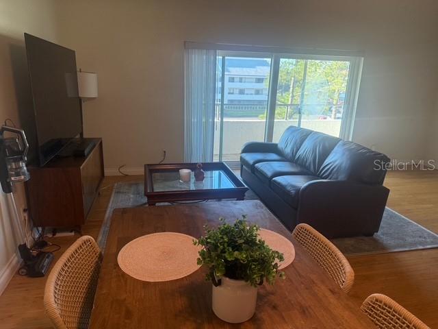 2583 COUNTRYSIDE BOULEVARD 3307