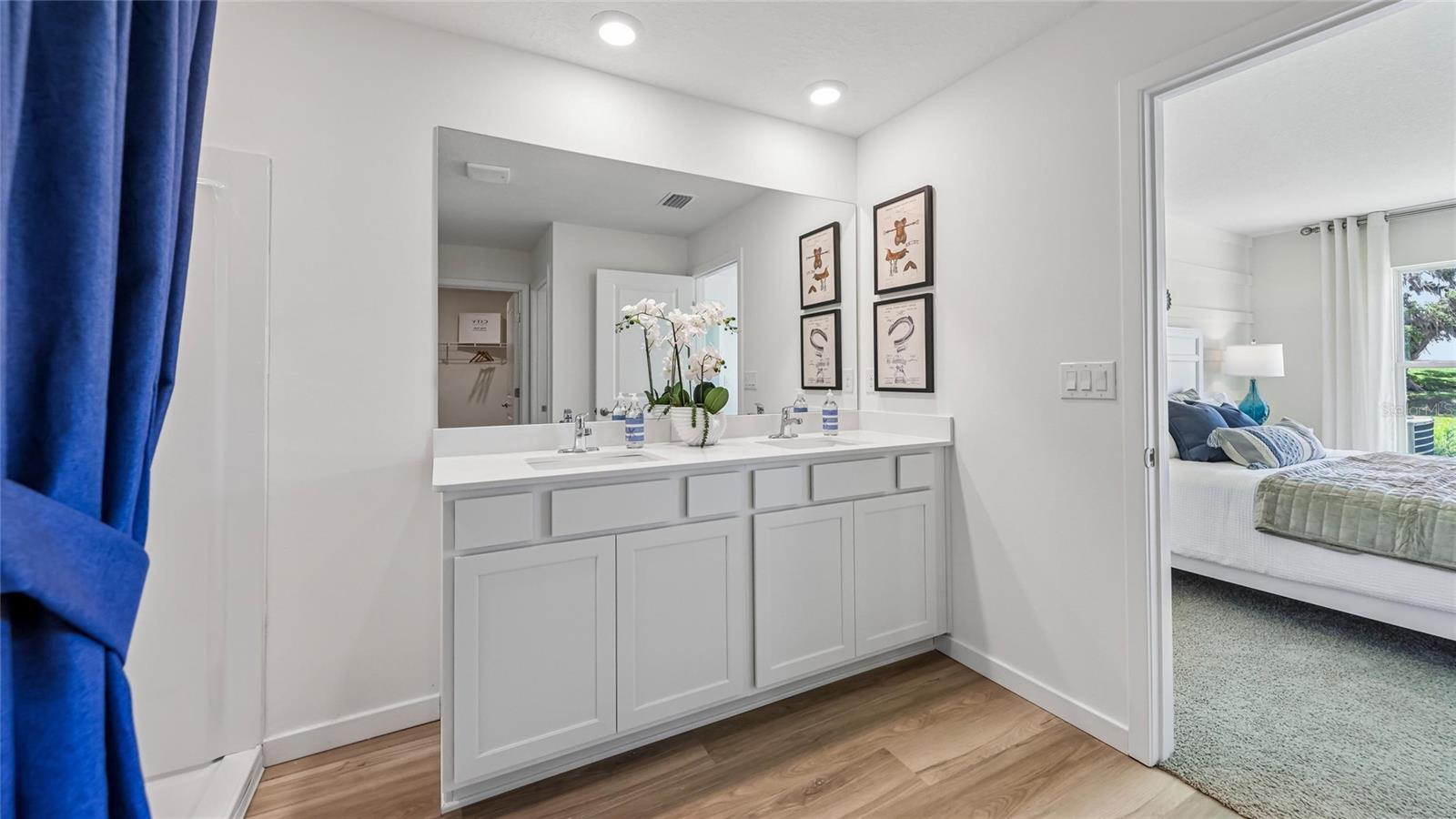 MARION OAKS - Residential