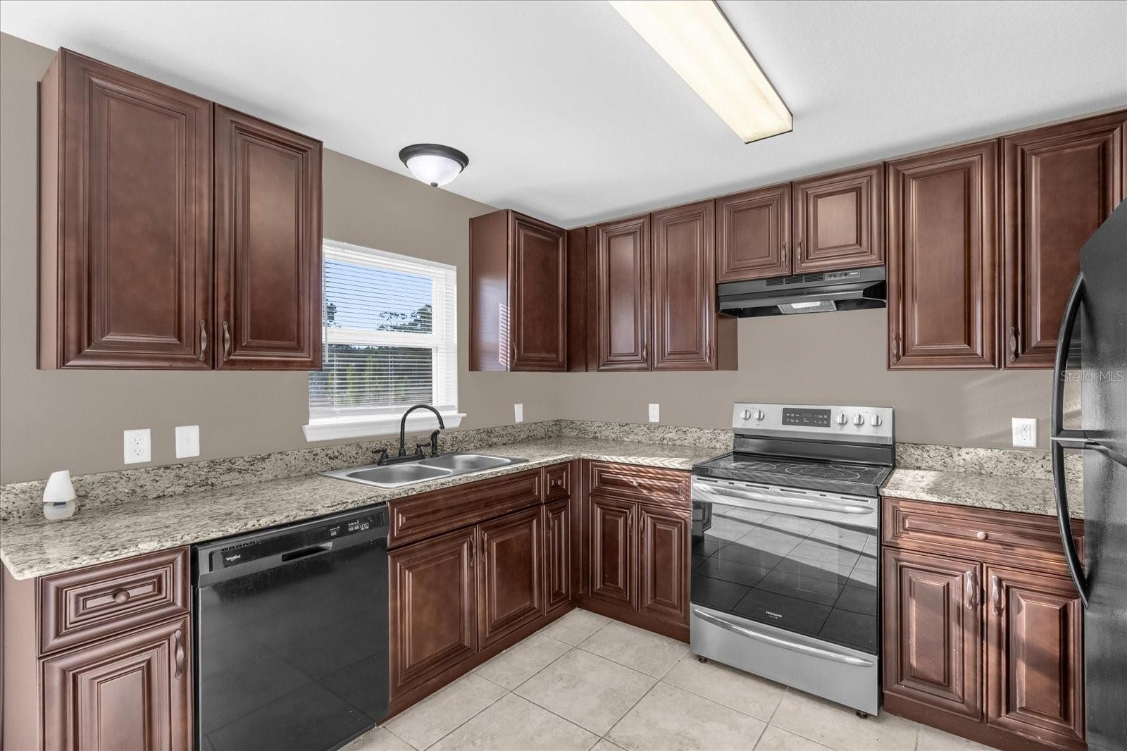 SILVER SPGS SHORES UN 31 - Residential