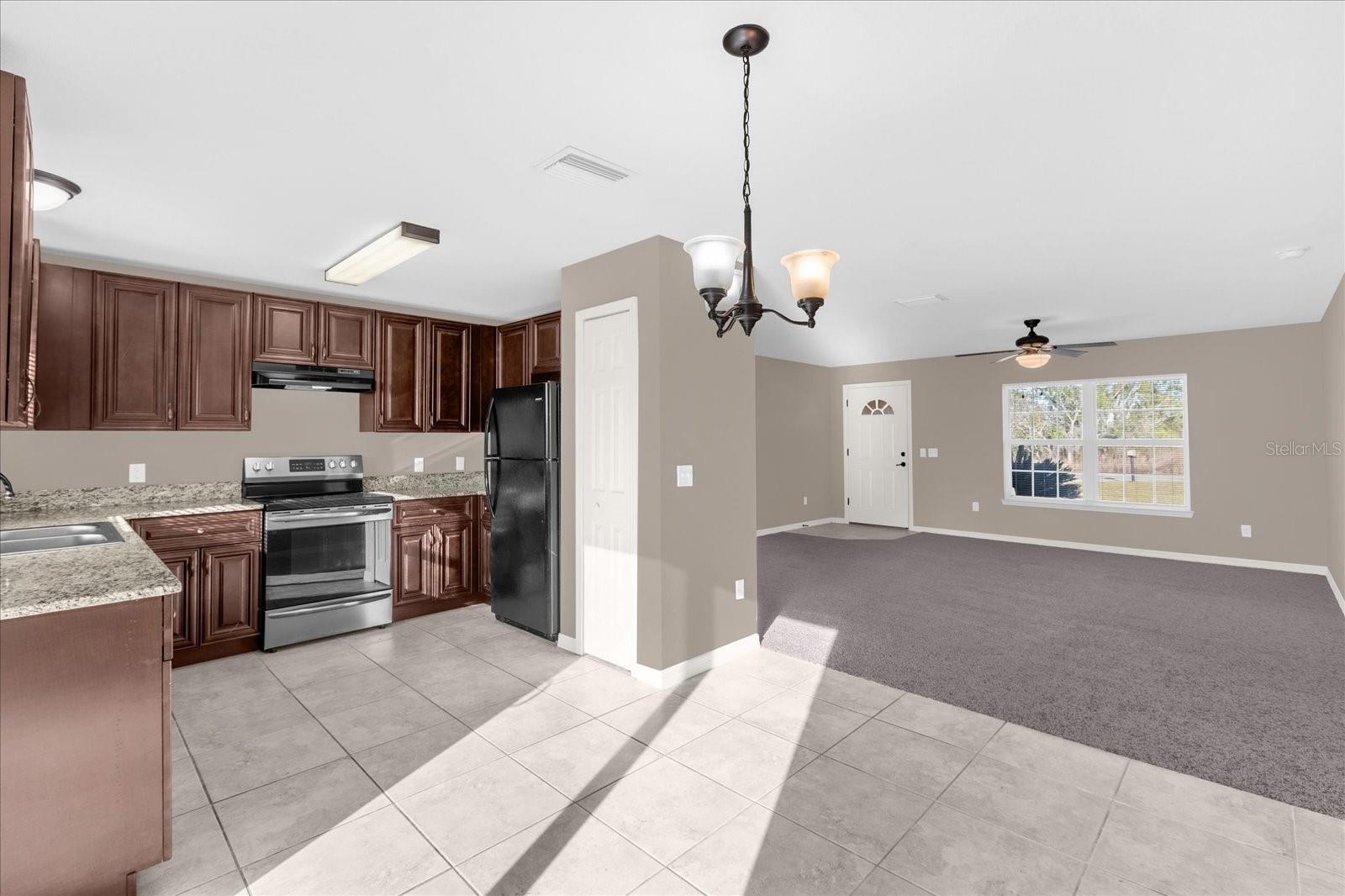 SILVER SPGS SHORES UN 31 - Residential