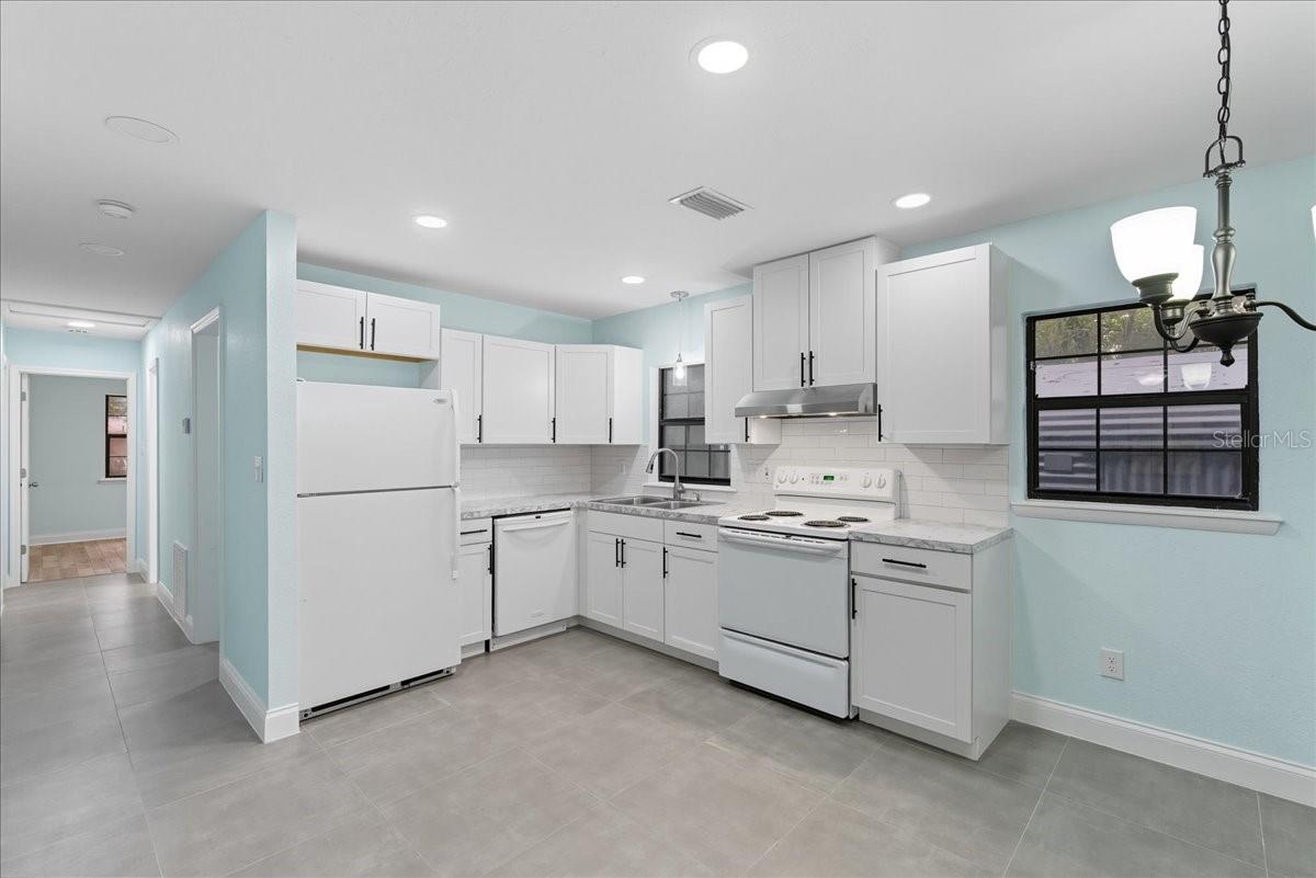 PECAN HEIGHTS - Residential