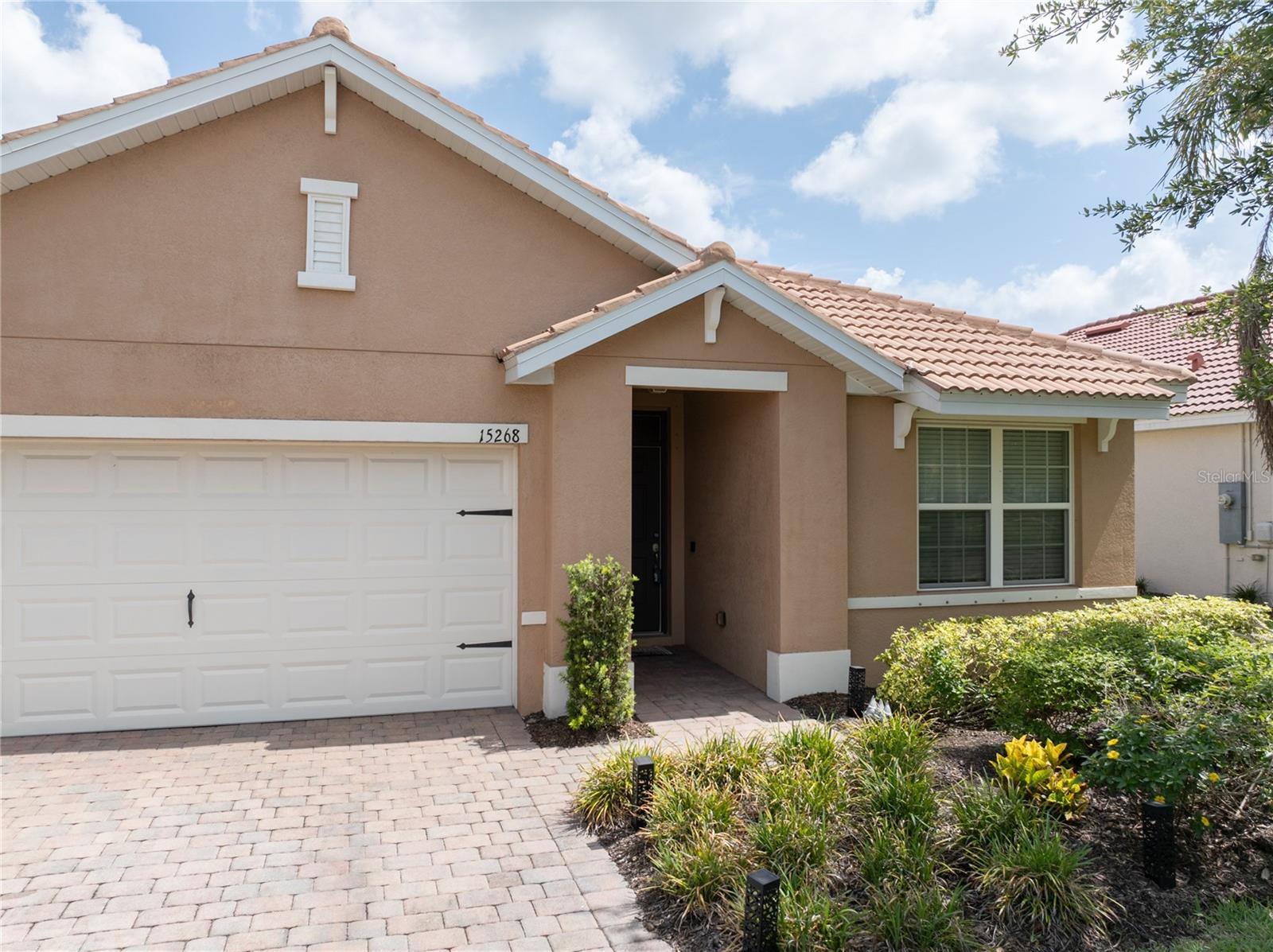 15268 YELLOW WOOD DRIVE