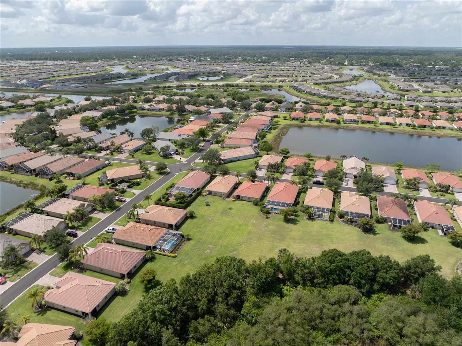 CASCADES AT RIVER HALL - Residential