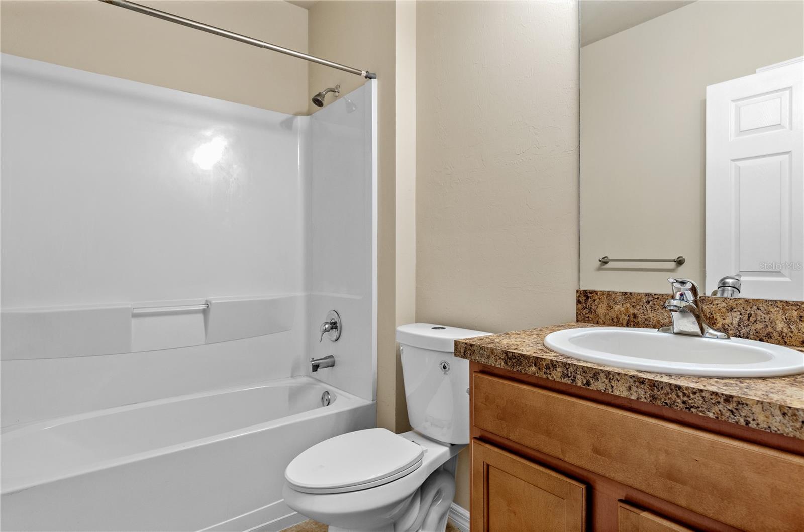 CASCADES AT RIVER HALL - Residential