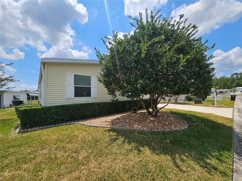 A home in LAKELAND